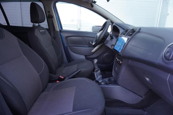 Renault Sandero II Рестайлинг с пробегом 2019 года, цена 1 199 000 рублей, 125701 км, хэтчбек, Автокод Объявления