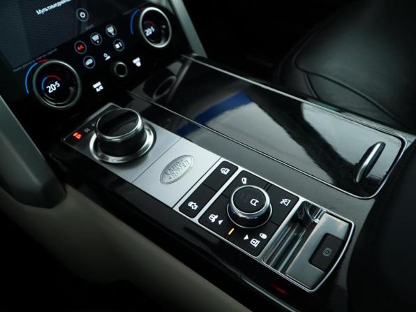 Land Rover Range Rover IV Рестайлинг с пробегом 2019 года, цена 8 190 077 рублей, 58898 км, внедорожник, Автокод Объявления