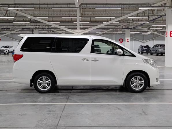Toyota Alphard II с пробегом 2012 года, цена 3 000 000 рублей, 204716 км, минивэн, Автокод Объявления