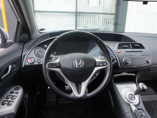 Honda Civic VIII с пробегом 2008 года, цена 729 000 рублей, 119323 км, хэтчбек, Автокод Объявления