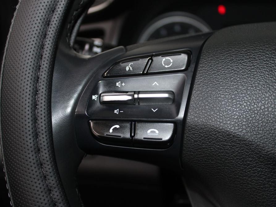 Hyundai Elantra VI (AD) Рестайлинг Старый Оскол  - изображение 15