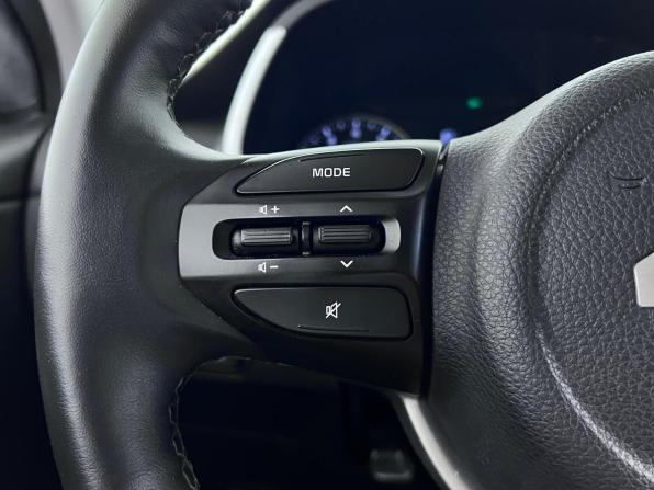 Kia Rio IV Рестайлинг с пробегом 2021 года, цена 1 630 000 рублей, 65930 км, седан, Автокод Объявления