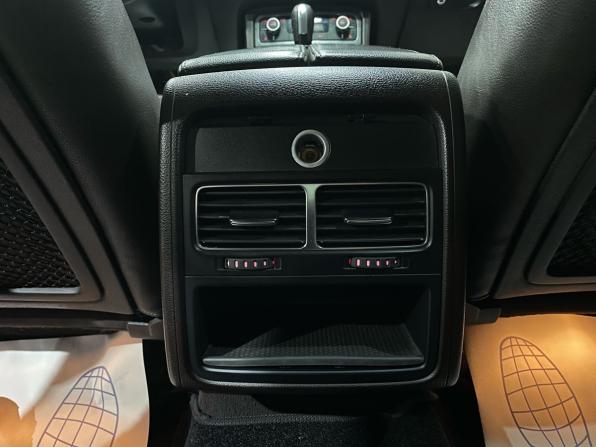 Volkswagen Touareg II Рестайлинг с пробегом 2014 года, цена 1 870 000 рублей, 287600 км, внедорожник, Автокод Объявления