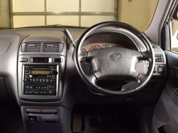 Toyota Ipsum I (M10) с пробегом 2000 года, цена 549 999 рублей, 264624 км, компактвэн, Автокод Объявления