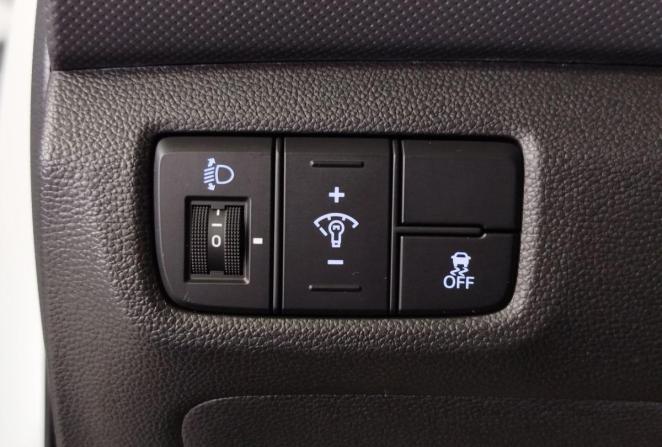 Hyundai Creta I с пробегом 2017 года, цена 2 050 000 рублей, 61249 км, внедорожник, Автокод Объявления