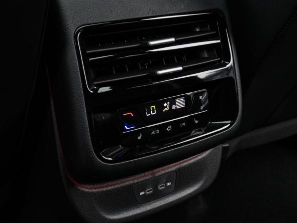 Volkswagen Teramont II (China Market) с пробегом 2026 года, цена 5 995 000 рублей, 5 км, внедорожник, Автокод Объявления