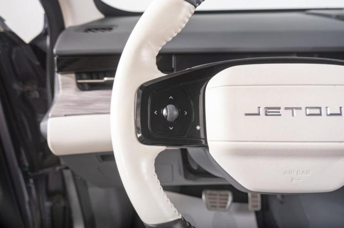 JETOUR DASHING I с пробегом 2023 года, цена 2 349 000 рублей, 24000 км, внедорожник, Автокод Объявления