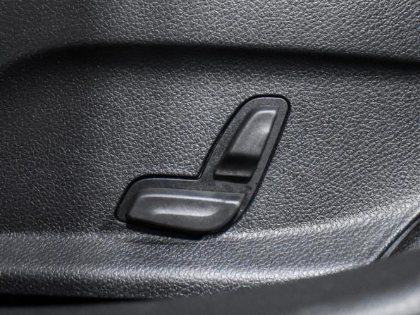 Mercedes-Benz C-Класс IV (W205) Рестайлинг с пробегом 2018 года, цена 2 897 630 рублей, 63003 км, седан, Автокод Объявления