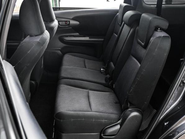 Toyota Wish II Рестайлинг с пробегом 2015 года, цена 1 499 000 рублей, 102191 км, минивэн, Автокод Объявления