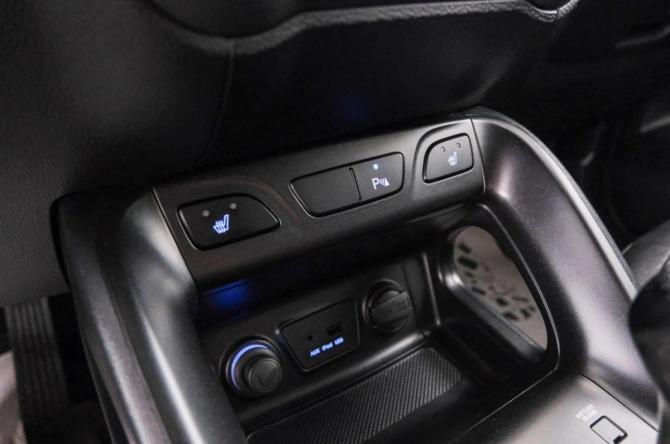 Hyundai ix35 I Рестайлинг с пробегом 2014 года, цена 1 429 000 рублей, 213000 км, внедорожник, Автокод Объявления