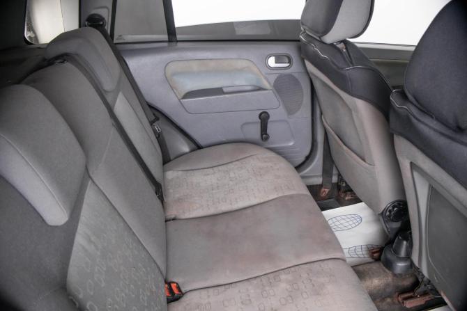 Ford Fusion I Рестайлинг с пробегом 2005 года, цена 429 000 рублей, 225000 км, хэтчбек, Автокод Объявления
