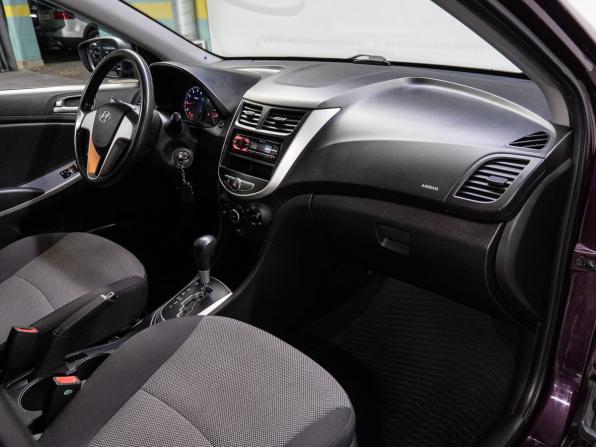 Hyundai Solaris I с пробегом 2013 года, цена 900 000 рублей, 103909 км, хэтчбек, Автокод Объявления