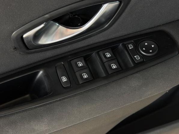 Renault Fluence I с пробегом 2010 года, цена 675 000 рублей, 208700 км, седан, Автокод Объявления