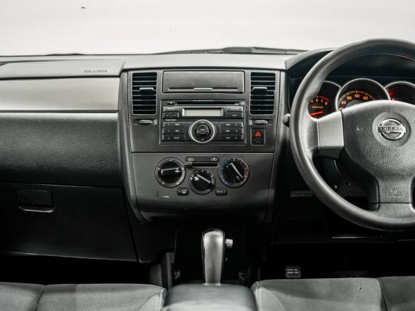 Nissan Tiida I с пробегом 2006 года, цена 540 000 рублей, 304830 км, седан, Автокод Объявления