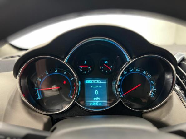 Chevrolet Cruze I Рестайлинг с пробегом 2012 года, цена 585 000 рублей, 261000 км, седан, Автокод Объявления