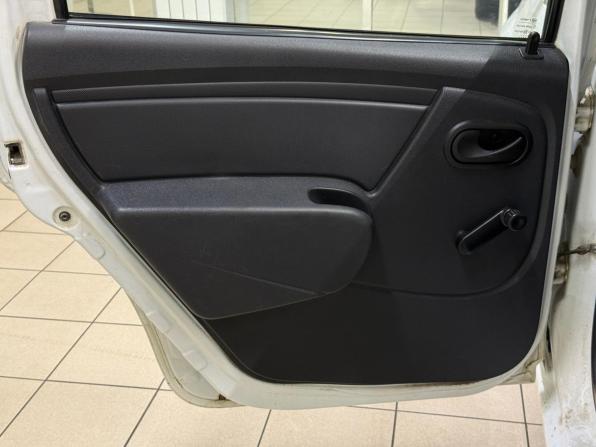 Renault Logan I Рестайлинг с пробегом 2013 года, цена 380 000 рублей, 227171 км, седан, Автокод Объявления