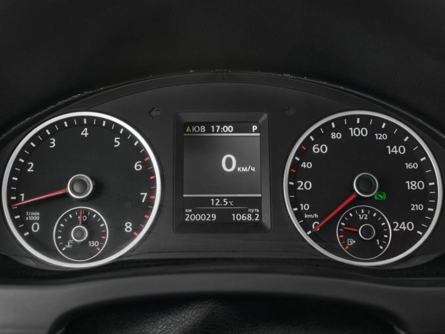 Volkswagen Tiguan I Рестайлинг Екатеринбург  - изображение 14