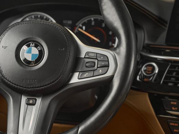BMW 5 серии VII (G30/G31/G38) с пробегом 2017 года, цена 3 699 000 рублей, 148900 км, седан, Автокод Объявления