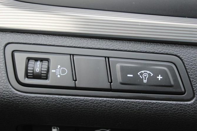 Hyundai Sonata VII (LF) Рестайлинг с пробегом 2018 года, цена 1 690 000 рублей, 112000 км, седан, Автокод Объявления