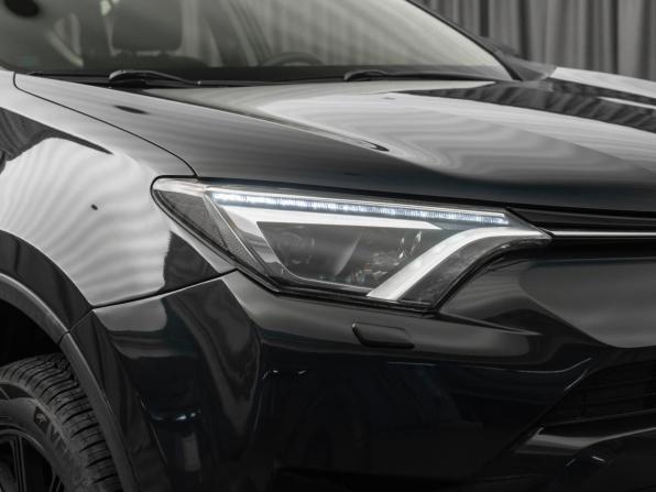 Toyota RAV4 IV (XA40) Рестайлинг с пробегом 2017 года, цена 2 900 000 рублей, 71290 км, внедорожник, Автокод Объявления
