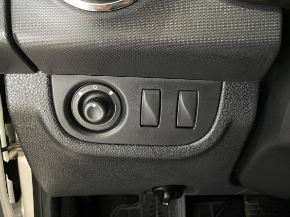 Renault Logan II с пробегом 2018 года, цена 515 000 рублей, 278426 км, седан, Автокод Объявления