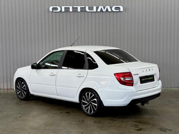 Lada (ВАЗ) Granta I Рестайлинг с пробегом 2024 года, цена 847 000 рублей, 35200 км, седан, Автокод Объявления