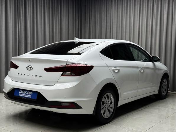 Hyundai Elantra VI (AD) с пробегом 2019 года, цена 1 399 000 рублей, 132012 км, седан, Автокод Объявления