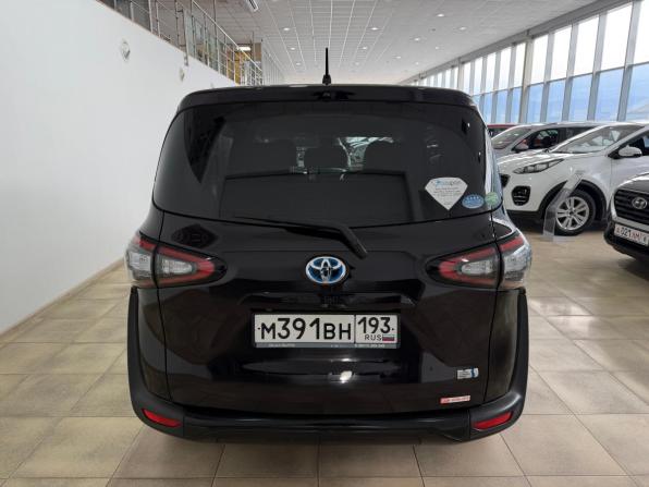 Toyota Sienta II с пробегом 2017 года, цена 1 550 000 рублей, 107000 км, минивэн, Автокод Объявления