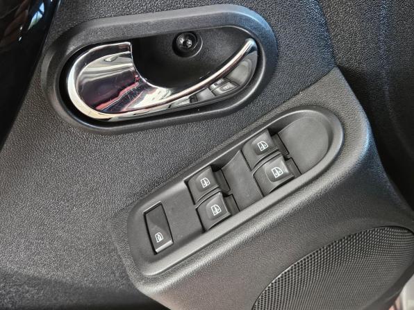 Renault Duster I Рестайлинг с пробегом 2019 года, цена 1 357 000 рублей, 162705 км, внедорожник, Автокод Объявления