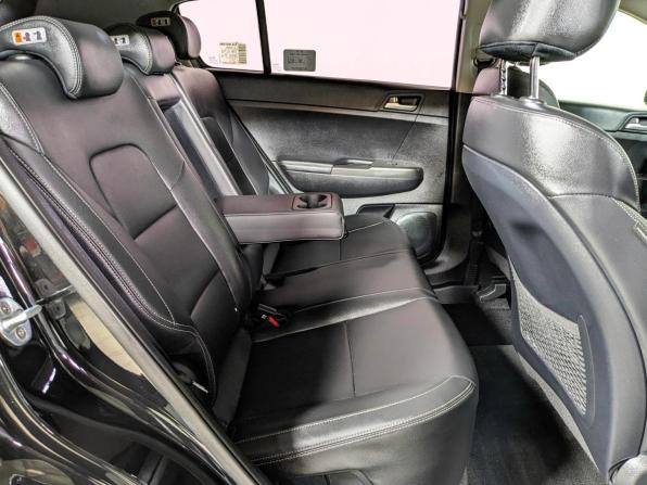 Kia Sportage IV с пробегом 2018 года, цена 2 123 000 рублей, 120000 км, внедорожник, Автокод Объявления