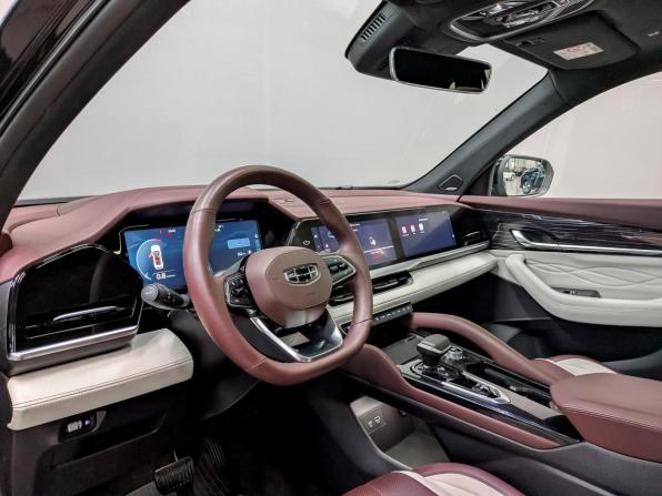 Geely Monjaro I с пробегом 2023 года, цена 2 735 000 рублей, 89462 км, внедорожник, Автокод Объявления