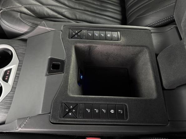 Toyota Land Cruiser 300 Series с пробегом 2021 года, цена 10 800 000 рублей, 163697 км, внедорожник, Автокод Объявления