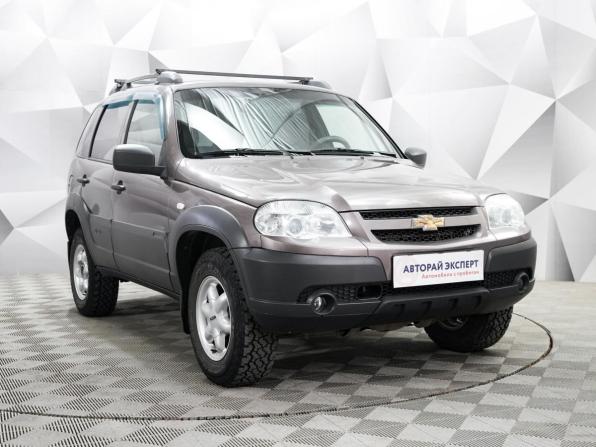 Chevrolet Niva I Рестайлинг с пробегом 2018 года, цена 781 000 рублей, 60000 км, внедорожник, Автокод Объявления