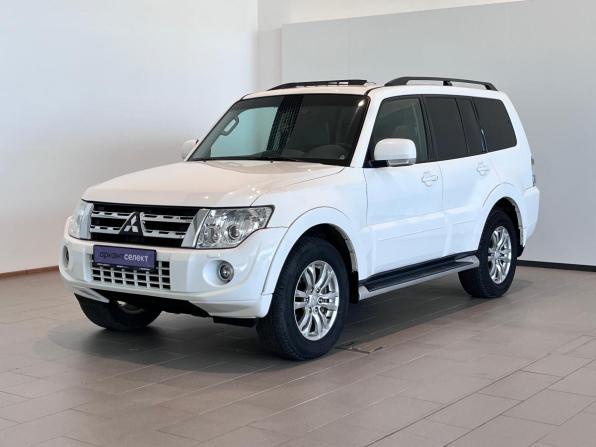 Mitsubishi Pajero IV Рестайлинг 1 с пробегом 2013 года, цена 2 100 000 рублей, 331632 км, внедорожник, Автокод Объявления