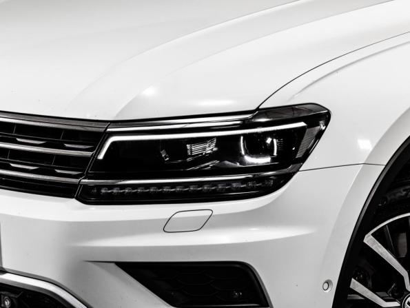 Volkswagen Tiguan II с пробегом 2018 года, цена 2 099 000 рублей, 223643 км, внедорожник, Автокод Объявления