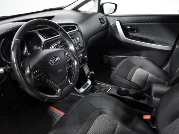 Kia Ceed II Рестайлинг с пробегом 2018 года, цена 1 299 000 рублей, 142520 км, универсал, Автокод Объявления