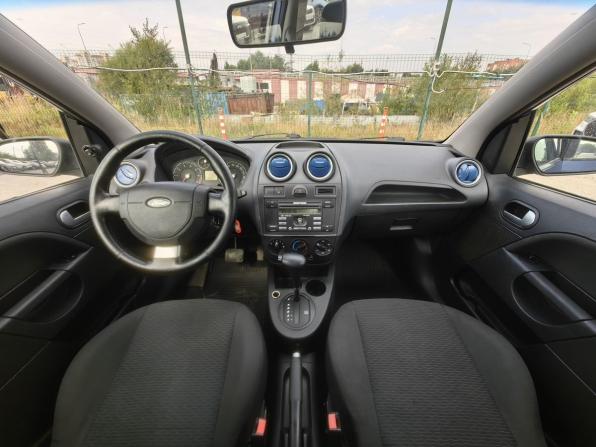Ford Fiesta Mk5 с пробегом 2006 года, цена 399 000 рублей, 291000 км, хэтчбек, Автокод Объявления