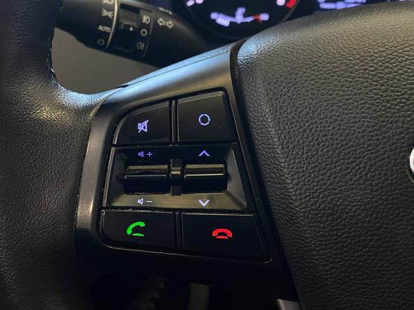 Hyundai Creta I Рестайлинг с пробегом 2021 года, цена 2 067 000 рублей, 100940 км, внедорожник, Автокод Объявления
