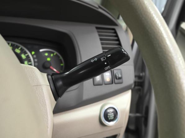 Toyota ISis I Рестайлинг с пробегом 2011 года, цена 979 000 рублей, 174625 км, компактвэн, Автокод Объявления