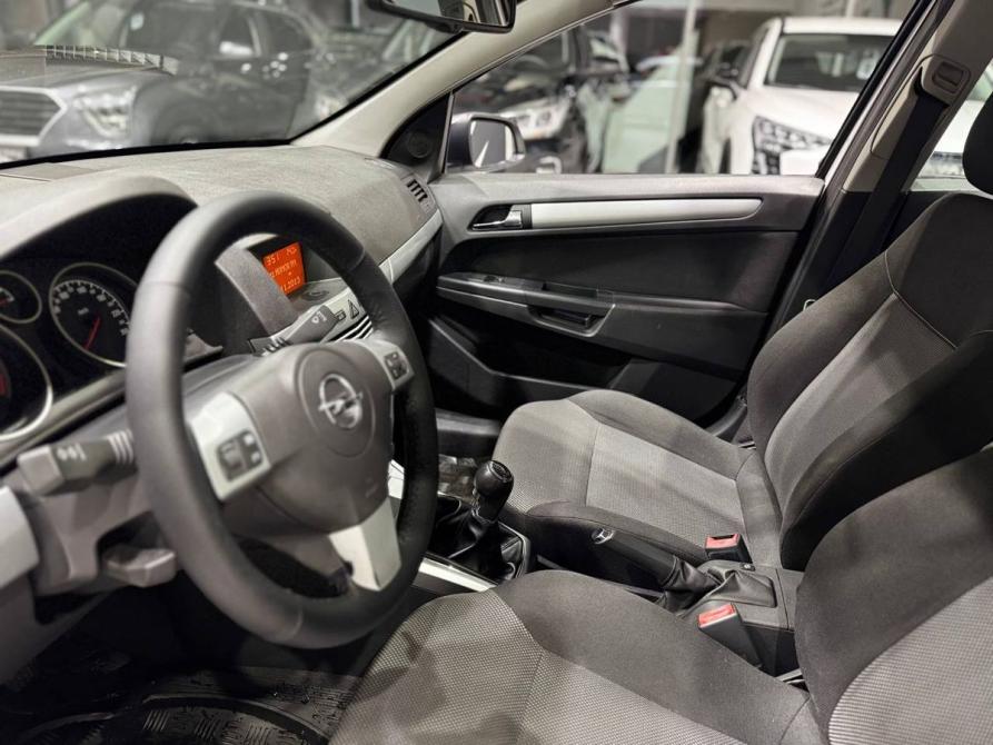 Opel Astra H Рестайлинг Ростов-на-Дону  - изображение 11