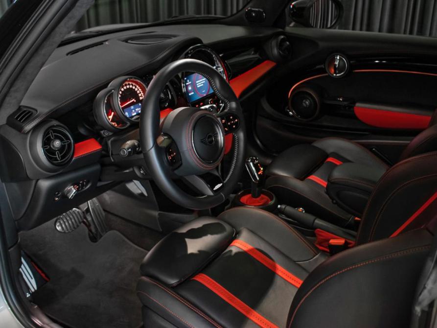 Mini Hatch III (F55/F56) Рестайлинг 2 Москва  - изображение 23