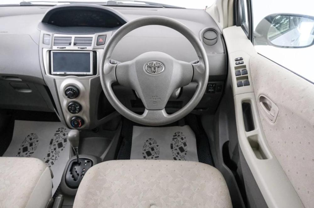 Toyota Vitz II (XP90) Красноярск  - изображение 15