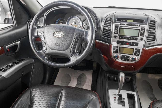 Hyundai Santa Fe II с пробегом 2008 года, цена 1 549 000 рублей, 218000 км, внедорожник, Автокод Объявления