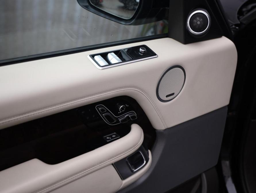 Land Rover Range Rover IV Рестайлинг Санкт-Петербург  - изображение 28