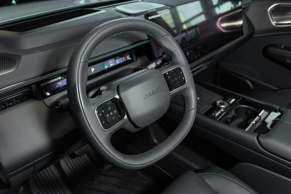 Lynk &amp; Co 900 Москва  - изображение 9