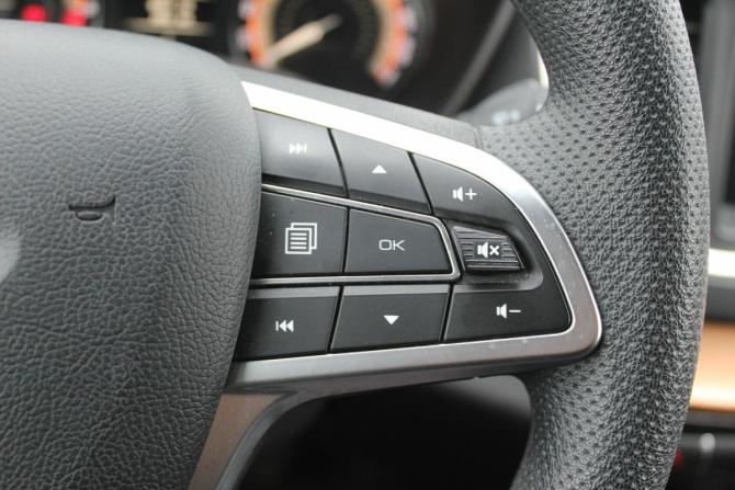 Lada (ВАЗ) Vesta I Рестайлинг (NG) с пробегом 2023 года, цена 1 215 000 рублей, 61000 км, седан, Автокод Объявления