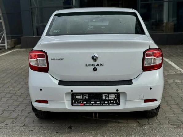 Renault Logan II Рестайлинг с пробегом 2018 года, цена 680 000 рублей, 105464 км, седан, Автокод Объявления