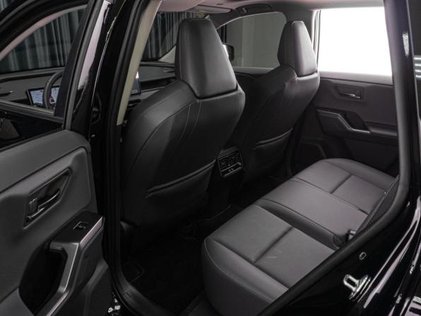 Toyota RAV4 VI (XA60) с пробегом 2026 года, цена 4 305 000 рублей, 64 км, внедорожник, Автокод Объявления