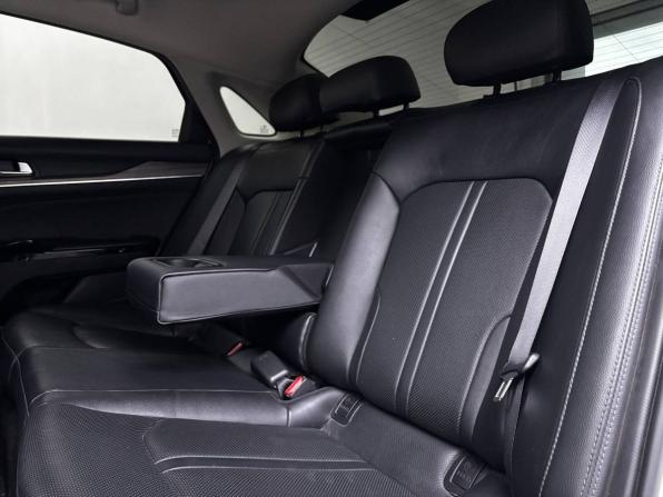 Kia K5 III с пробегом 2020 года, цена 2 449 000 рублей, 121000 км, седан, Автокод Объявления