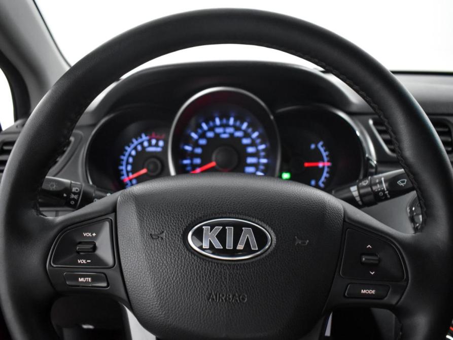 Kia Rio III Санкт-Петербург  - изображение 17